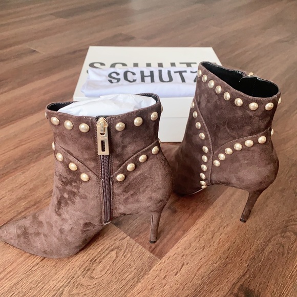 Beautiful boots - Picture 3 of 10